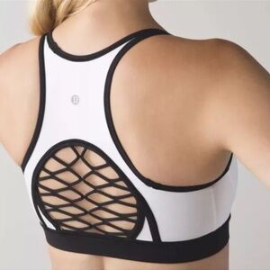 NWT Lululemon Sweaty or Not Bra size 6 White
